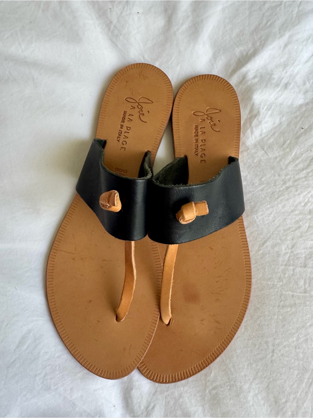 Joie Black and Tan Leather Toe-Post Slide Sandals Woman's Size 9